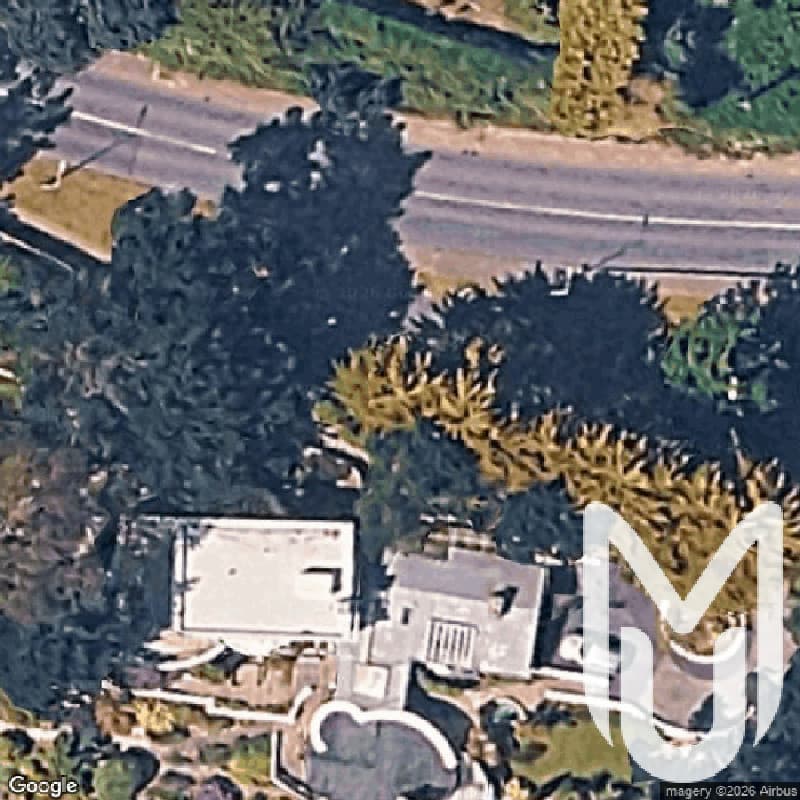 House on the Cliff