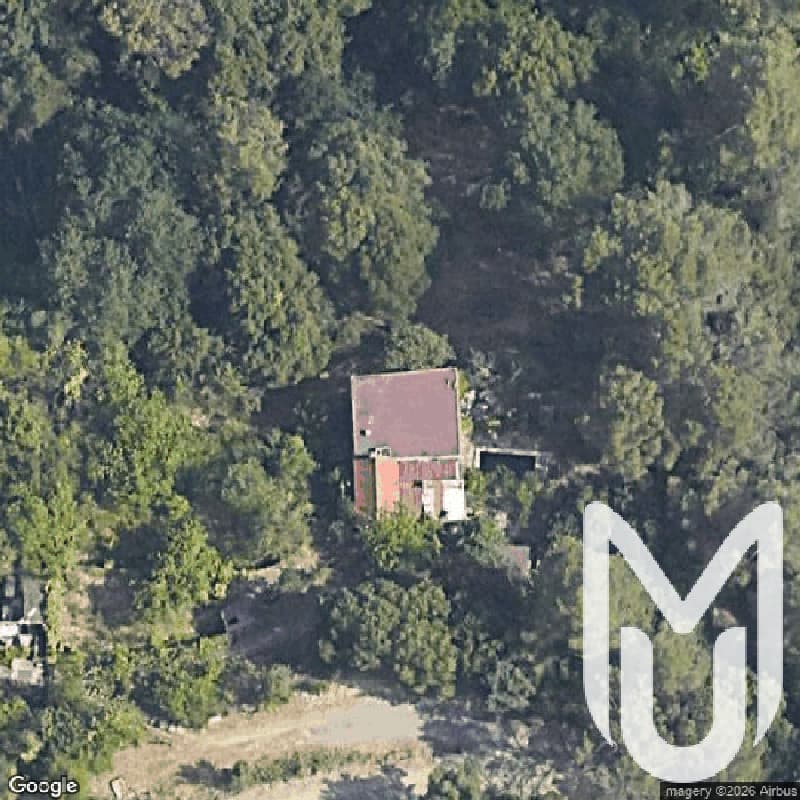 Abandonned House Squatted So Take Care