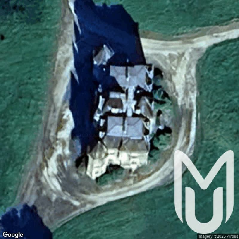 Chateau Des Loups / Wolf Castle