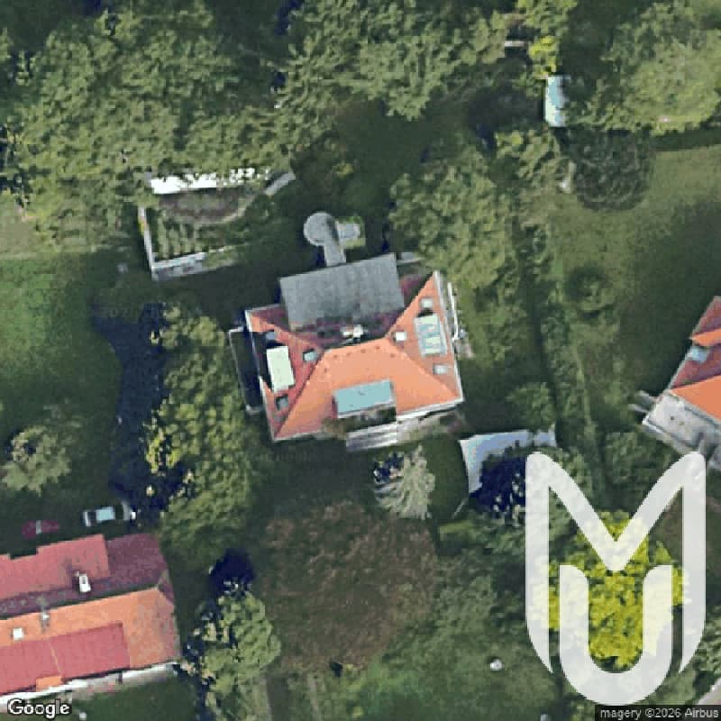 Villa Bustehradska