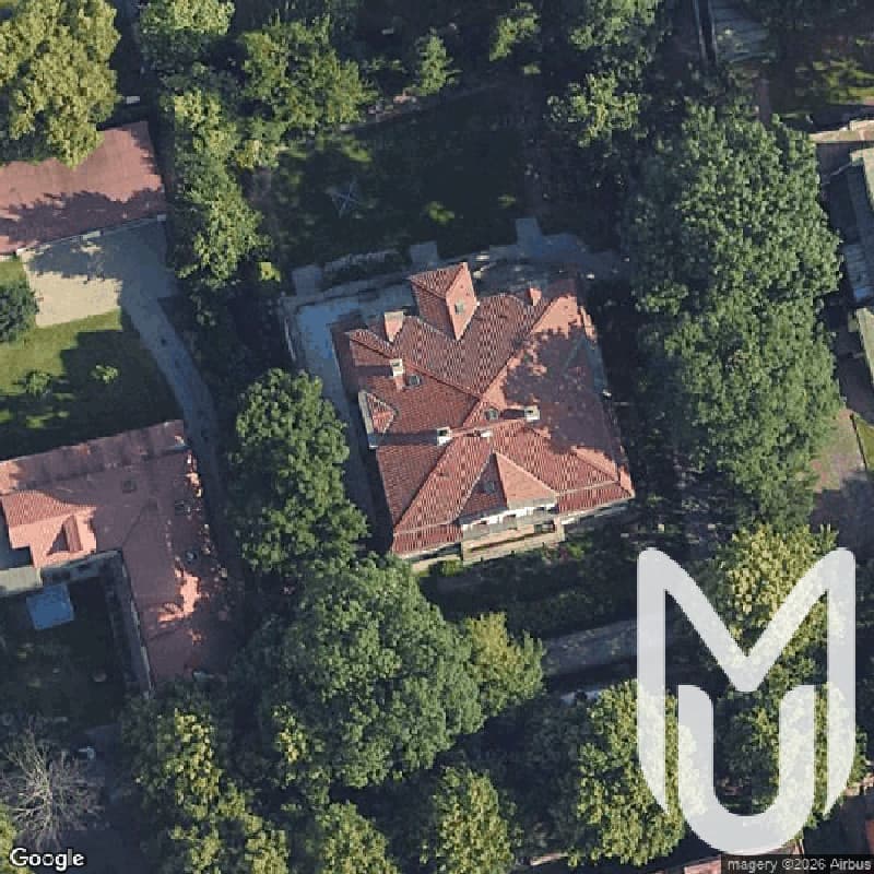 Villa Of The Builder Schwarz