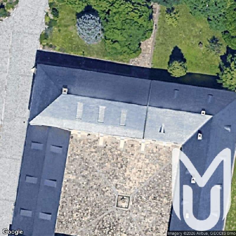 Hodkov Family House