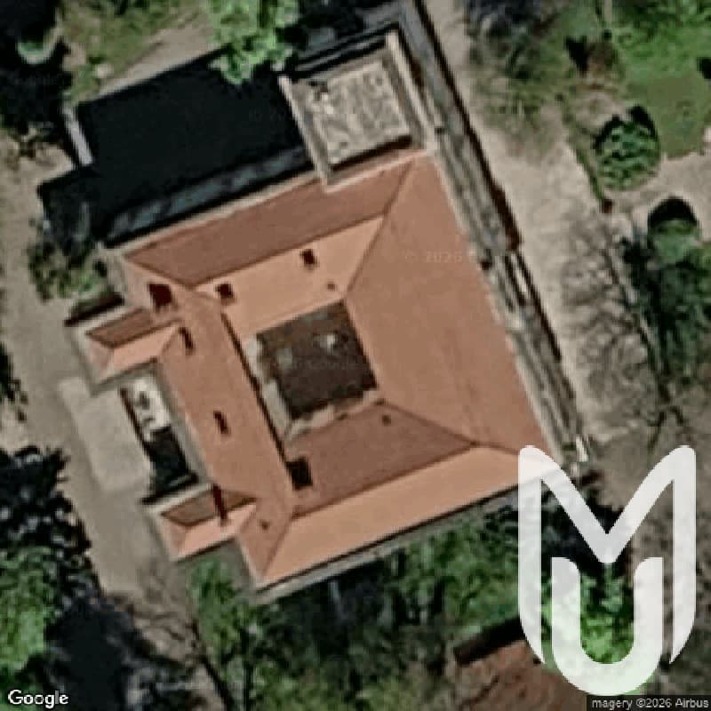 House No Town Hall