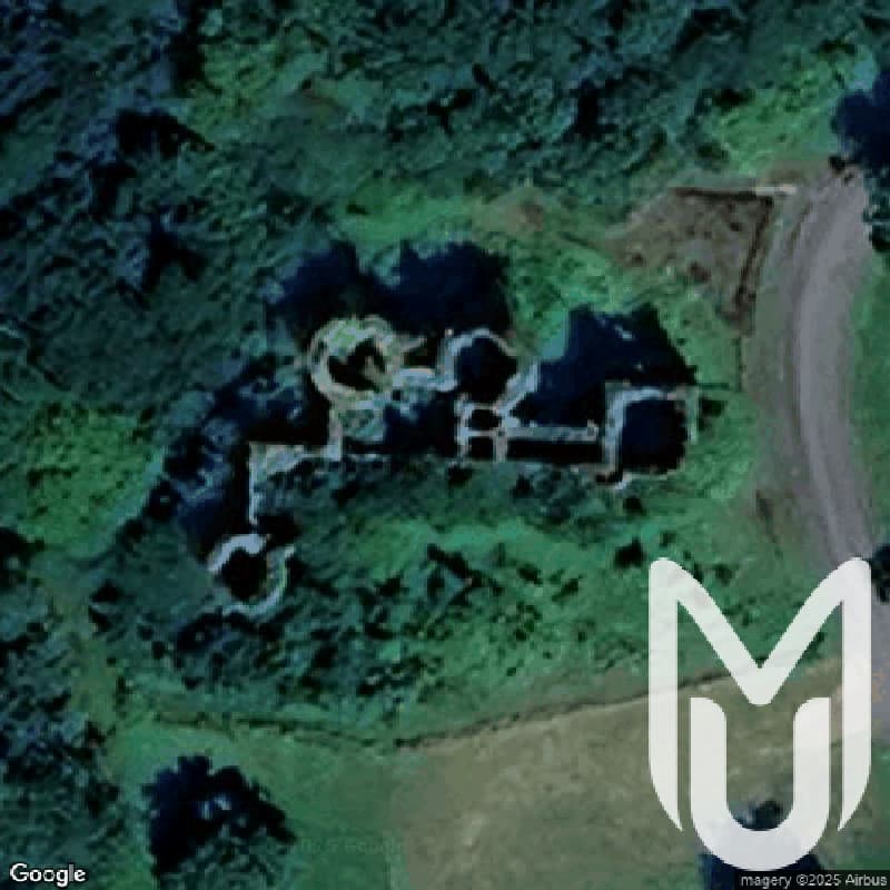 Wolf Wood Castle / Chateau du bois au loup