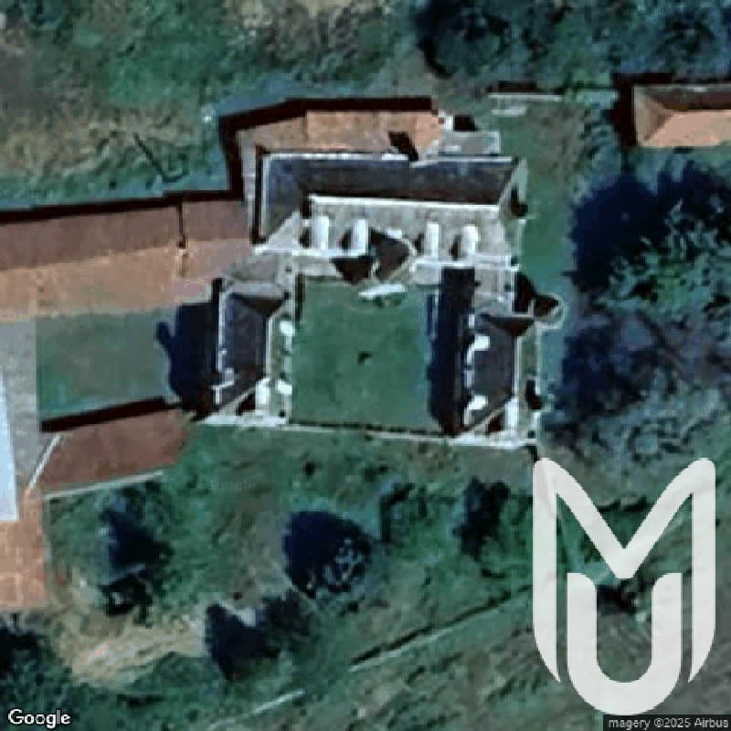 Chateau Versa Pique