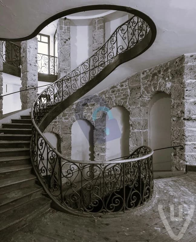Chateau Helix