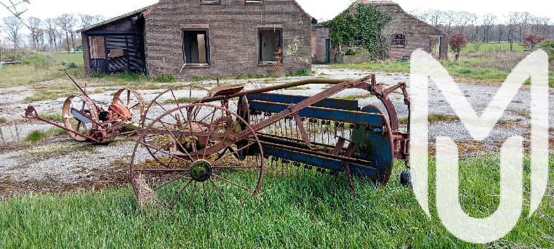 van Hen House